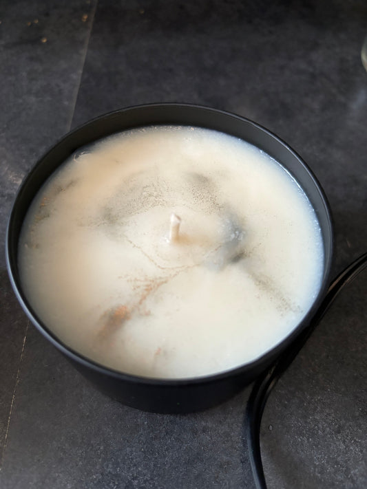 Aqua tofana 18+ candle