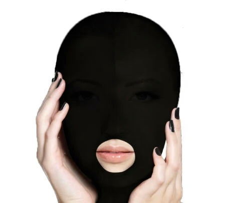 Submission Mask in Black